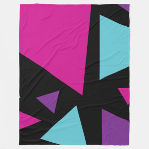 Manta Polar Triángulos en rosa, púrpura, azul y negro