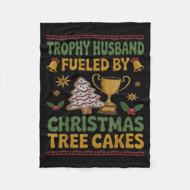 Manta Polar Trophy Husband Fueled By Christmas Tree Cakes Ugly (Anverso)