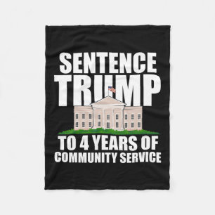 Manta Polar Trump A 4 Años De Servicio Comunitario 7