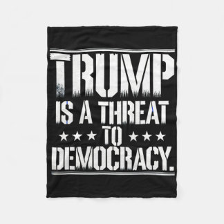Manta Polar Trump Es Una Amenaza Para La Democracia