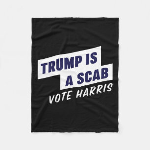 Manta Polar Trump Es Una Estafa - Vote Harris 2024