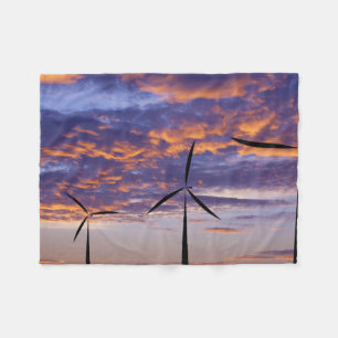Manta Polar Turbina de molino de viento al atardecer