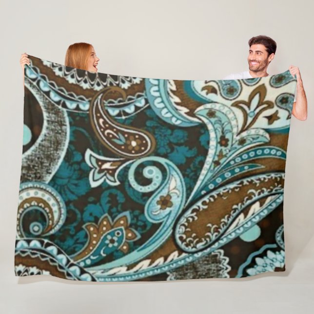 Manta Polar Turquoise Brown Vintage Paisley (In situ)