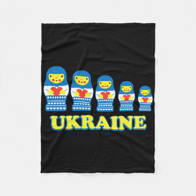 Manta Polar Ukraine Matryoshka Nesting Dolls Hold Hearts  (Anverso)