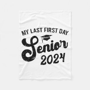 Manta Polar Último Primer Día Senior 2024 Volver A La Escuela