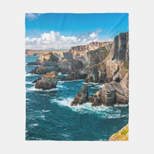 Manta Polar Un paisaje dramático en Mizen Head, en la costa at