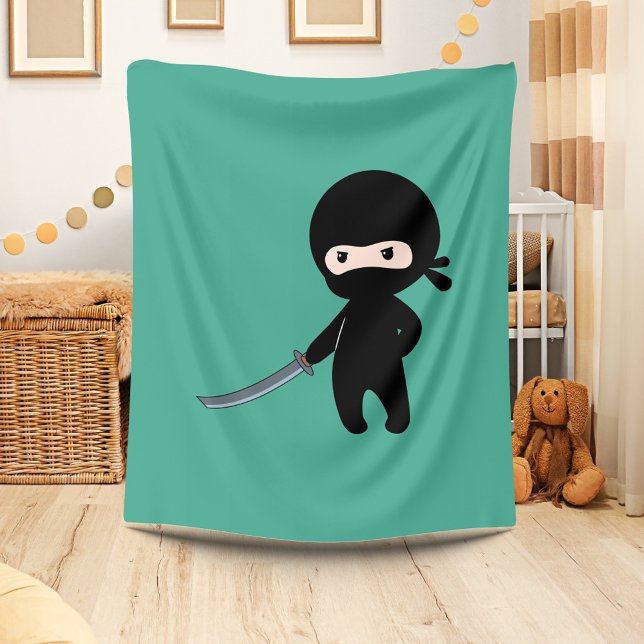 Manta Polar Un pequeño Ninja enojado sobre el verde oscuro (Subido por el creador)