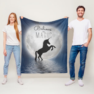 Manta Polar Unicornio a la luz de la luna   Creer en la magia