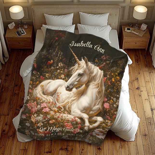 Manta Polar Unicornio, bosque de fantasías blancas en las flor (Subido por el creador)