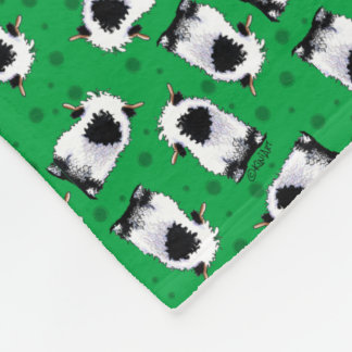 Manta Polar Valais Blacknose Sheep