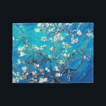 Manta Polar Van Gogh Almond Blossoms turquesa brillante<br><div class="desc">Flores de almendras de Vincent Van Gogh alteración del color copyright 2Sweet4wordsDiseños/ PureVintage Love Consiga la belleza de la querida Florencia de Almendros de Van Gogh en los colores que concuerdan con su casa.</div>