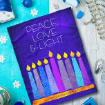 Manta Polar Velas de Hanukkah Menorah en azul, luz de amor por<br><div class="desc">"Paz, amor y luz". Un ilustracion juguetón, moderno y artístico de velas de patrón boho en una menorah te ayuda a iniciar las vacaciones de Hanukkah. Las variadas velas azules con coloridos patrones de Relieve metalizado falsos superponen un fondo rico y azul profundo con texturas. Sienta el calor y la...</div>