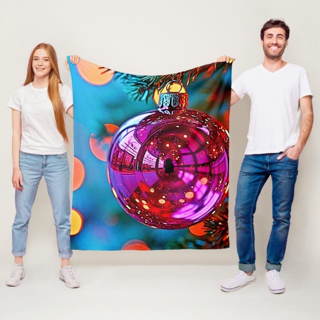 Manta Polar Vibrant Christmas Ornament Sparkle Design (In situ)