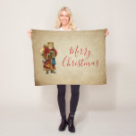 Manta Polar Vintage Christmas Old World Santa Claus<br><div class="desc">Una manta con un viejo Navidad de la época Santa Claus. El clásico santa del viejo mundo, con su famoso abrigo rojo y llevando una bolsa llena de juguetes. Este Santa de la vieja usanza es delgado y tiene un bastón para caminar por la tierra regalando juguetes a todos los...</div>