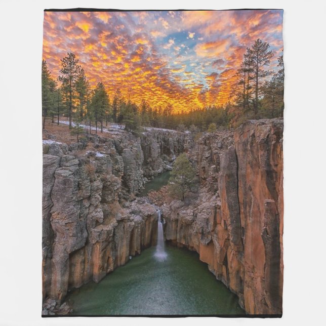 Manta Polar WATERFALL at SUNSET (Anverso)