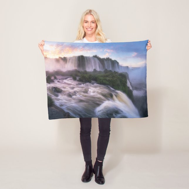 Manta Polar Waterfalls | Iguazu Waterfall, Brazil (In situ)
