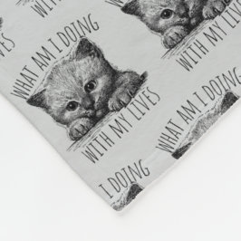 Manta Polar What Am I Doing With My Lives Cute Kitten