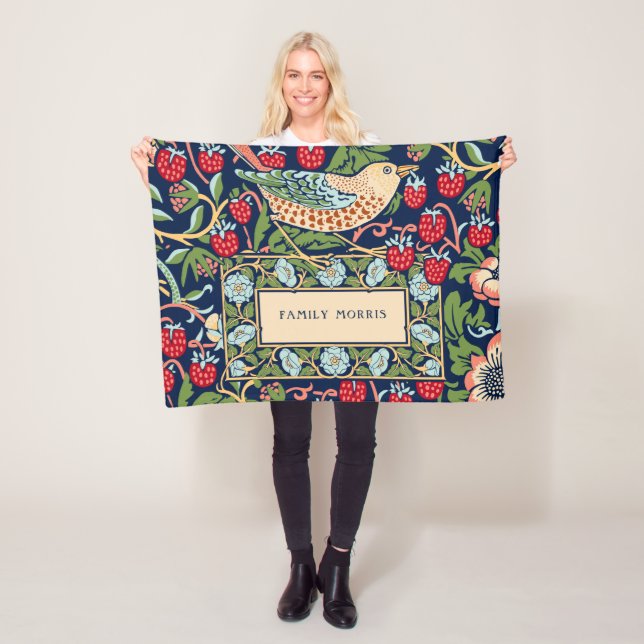 Manta Polar William Morris Strawberry Thief Fleece Blanket (In situ)