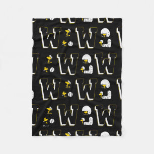 Manta Polar Woodstock Varsity Sports Letter Pattern