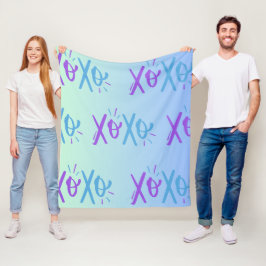 Manta Polar XOXO Fleece Blanket