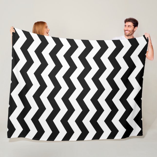 Manta Polar Zigzag Chevron Negro Y Blanco (In situ)