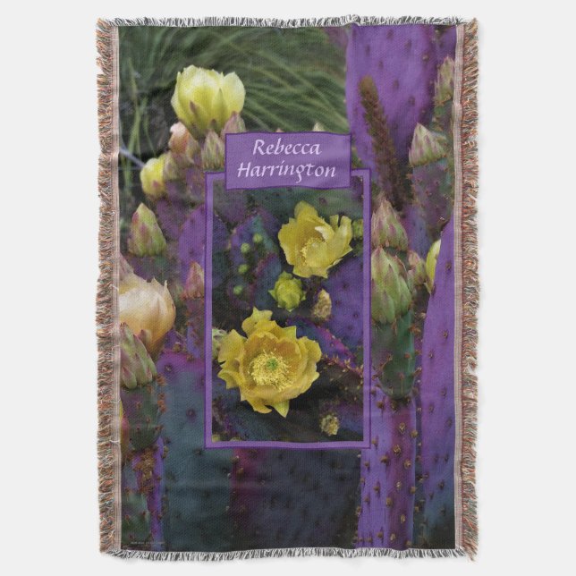 Manta Púrpura Pear Opuntia Cactus Flores Amarillas (Frente vertical)