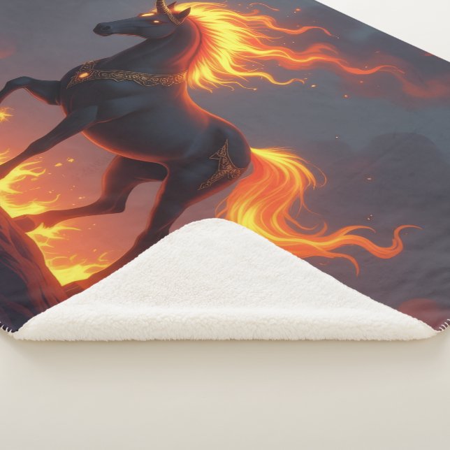 Manta Sherpa „2026 – Das Jahr des Feuerpferds“ (3/4)