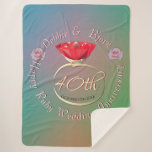 Manta Sherpa 40.º aniversario del Boda de Ruby Sherpa Blanket<br><div class="desc">A veces,  simplemente declarar su hito especial en una elegante y subestimada manta sherpa es el mejor regalo para ella,  especialmente diseñado con un guiño al tradicional regalo por el 40° aniversario de rubíes y rosas!</div>