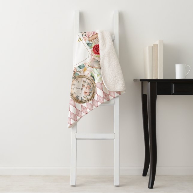 Manta Sherpa Alice In Wonderland Watercolor Floral Rosa (In situ)