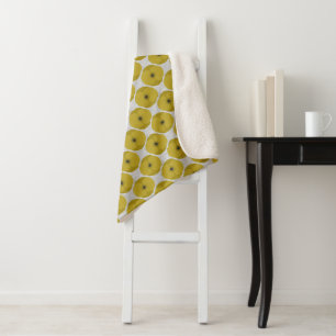 Manta Sherpa Amarillo floral texturizado minimalista y negrita