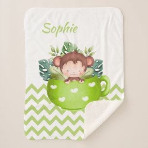 Manta Sherpa Animales Safari personalizados en una canasta de b