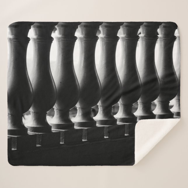 Manta Sherpa Arquitectura en blanco y negro (Anverso (horizontal))