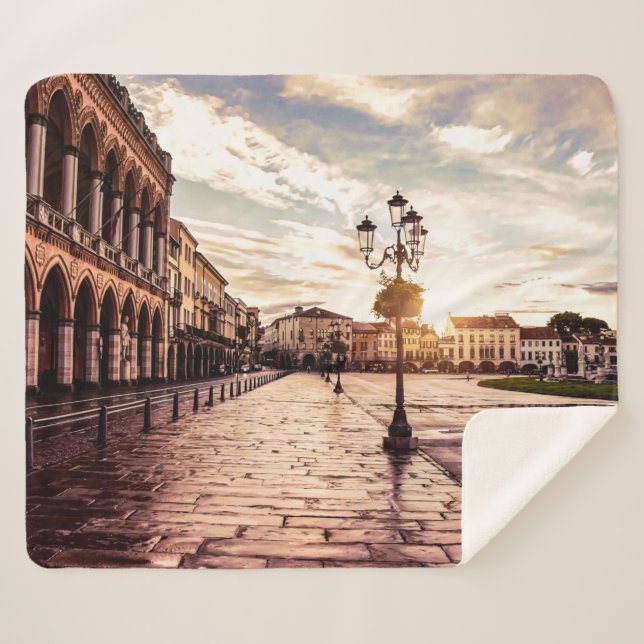 Manta Sherpa Atardecer en la plaza de Padova en Italia (Anverso (horizontal))