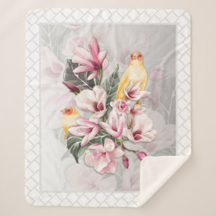 Manta Sherpa Aves y flores de magnolia rosada