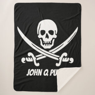 Manta Sherpa Bandera de pirata alegre de Rogelio con nombre