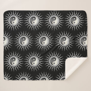Manta Sherpa Black Starburst Yin Yang
