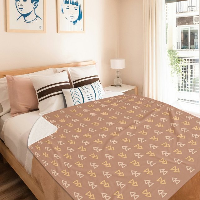 Manta Sherpa Brown Triangle Pattern Sherpa Blanket (Subido por el creador)