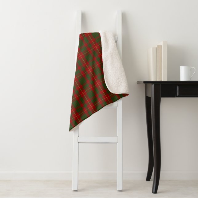 Manta Sherpa Cameron Tartan Plaid Sherpa Fleece Blanket (In situ)