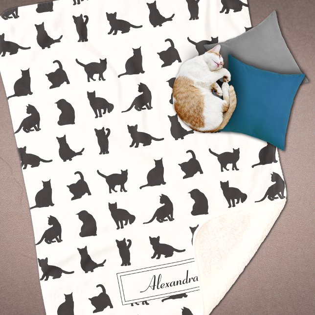 Manta Sherpa Cats in Black Silhouette Pattern with First Name (Subido por el creador)