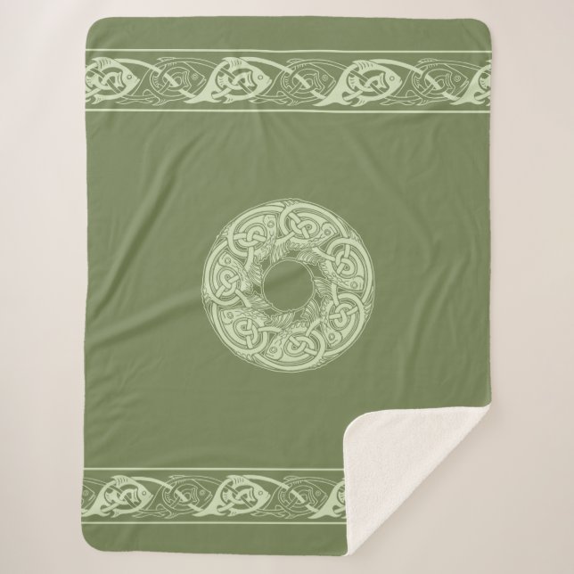 Manta Sherpa Celtic Knotwork Fish in Green  (Anverso)