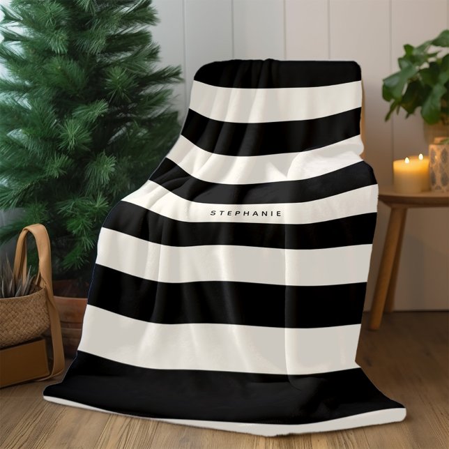 Manta Sherpa Clásica franjas blancas de negro y cáscara de huev (Subido por el creador)