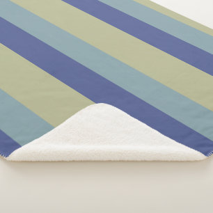 Manta Sherpa Clásico caqui y dos patrones de rayas azules