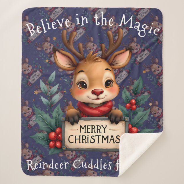 Manta Sherpa Cute Christmas Reindeer with Holly and Sign (Anverso)