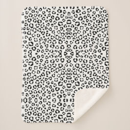Manta Sherpa de Estampado Animal en B&N