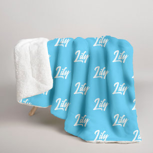 Manta Sherpa de Invierno Azul Celeste con Nombre P
