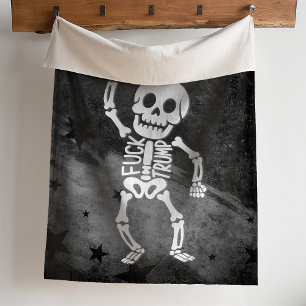 Manta Sherpa El divertido y divertido esqueleto anti Trump del 