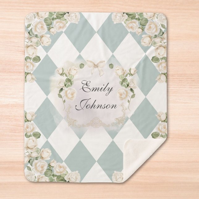 Manta Sherpa Elegant Monogram White Roses Green Leaves Diamond (In situ)