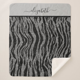 Manta Sherpa Estampado de cebra monograma negro y gris plateado
