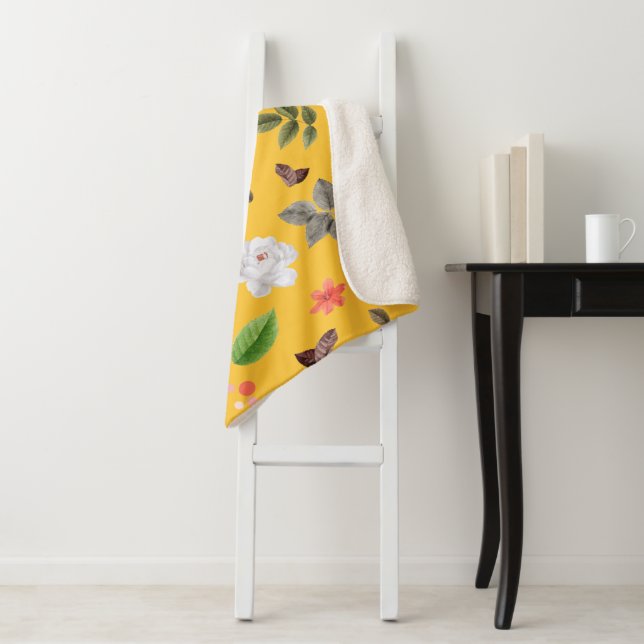 Manta Sherpa Flores amarillas y rosas blancas 10 (In situ)