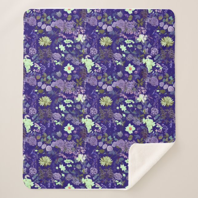 Manta Sherpa Flores con un ambiente elegante y misterioso (Anverso)